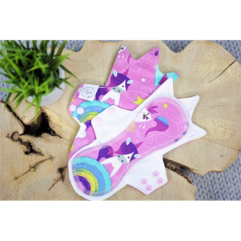 Unicorn and rainbows - exposed core - Sanitary pads - Ready to ship
